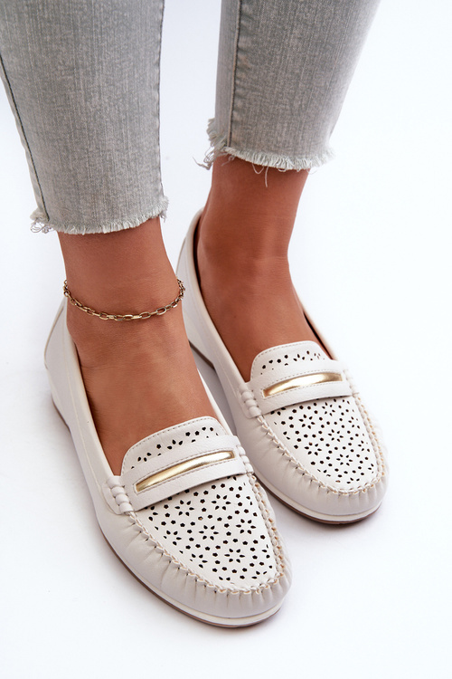 Dámske Mokasíny S Prepracovaným Vzorom Z Ekokože Zdôraznená Biela Nassnema