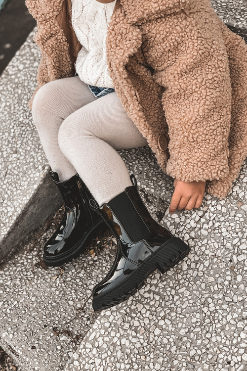 Black -vyrobené detské topánky, čierne altris