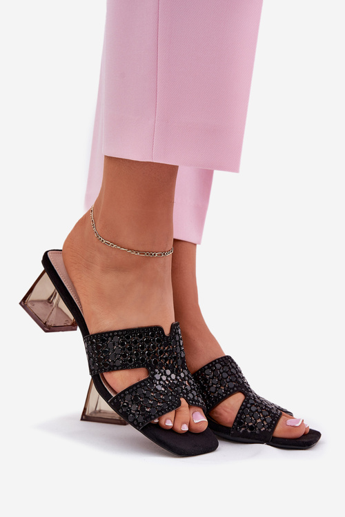 Dámské sandály na podpatku Vinceza 62230 černé