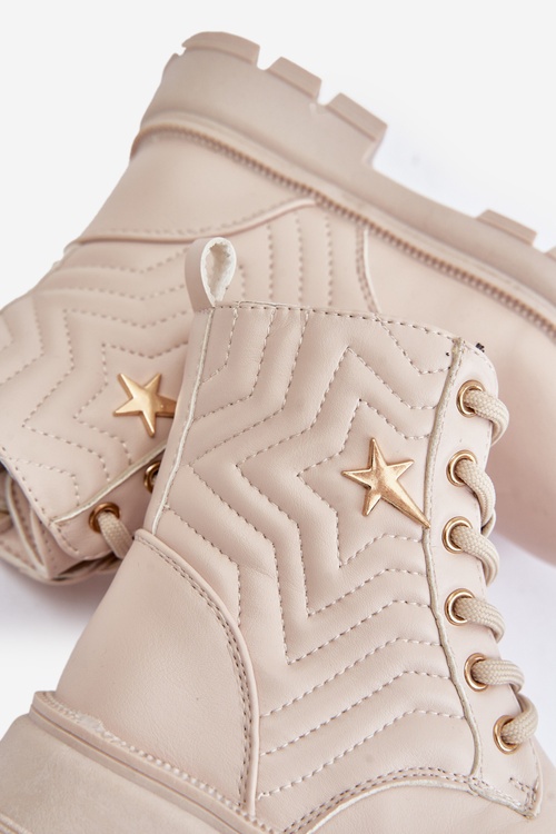 Maľované detské topánky izolované čiernou a ružovou dekoráciou Bunnyjoy