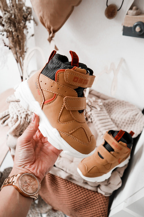 Veľká hviezda II374094 Detské turistické topánky Camel