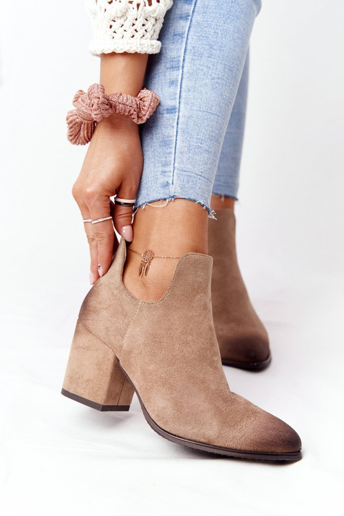 Kotníkové Boty Na Podpatku Se Střihem Vinceza 21-10558 Béžové