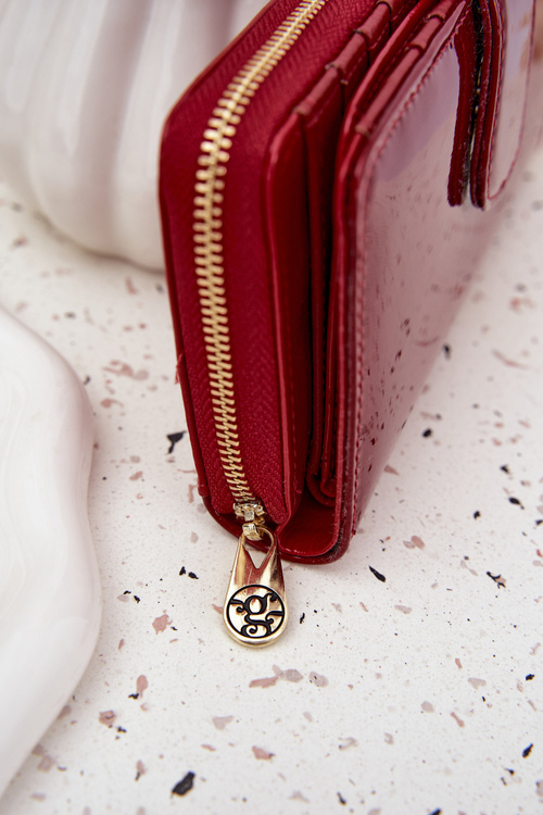 Lakovaný dámsky peňaženka so zlatým detailom červený Evlinne