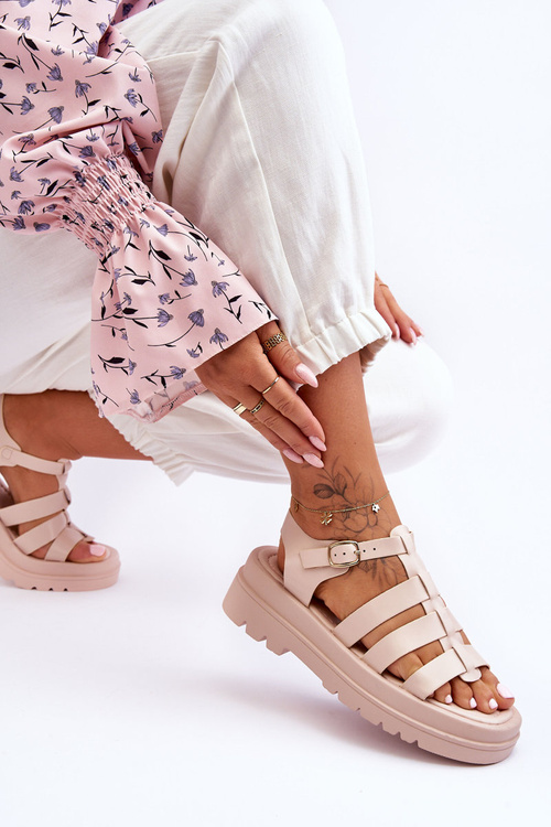 Kožené sandály s pruhy béžove Colet