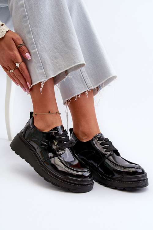 Lakované dámske topánky z prírodnej kože čierne Scadaria