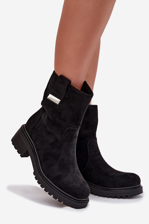 Izolované dámske členkové topánky na nízkom opätku čierne Mirellea