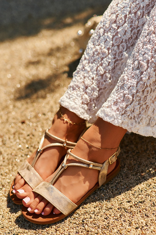 Dámske Ploché Sandále S Páskami S.Barski KV27-010 Zlaté