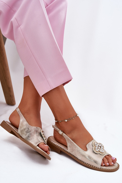 Dámske sandále Na Plochéj Päte S Dekoratívnym Detailom S.Barski KV51-080 Zlaté