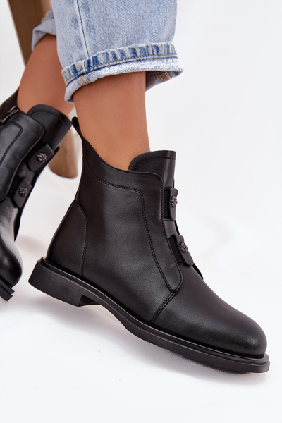 Kožené izolované dámske členkové topánky D&A MK52-026 Čierne