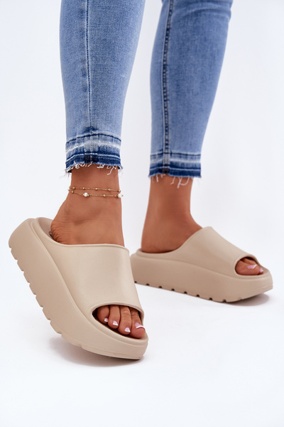 Pena Dámske Šľapky Na Platforme Béžové Xalvania