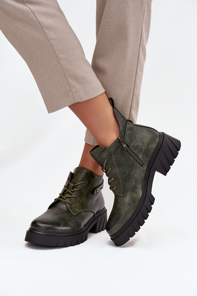 Nízke zateplené dámske čižmy na blokovom podpätku s ozdobným pásom tmavozelené Therisse