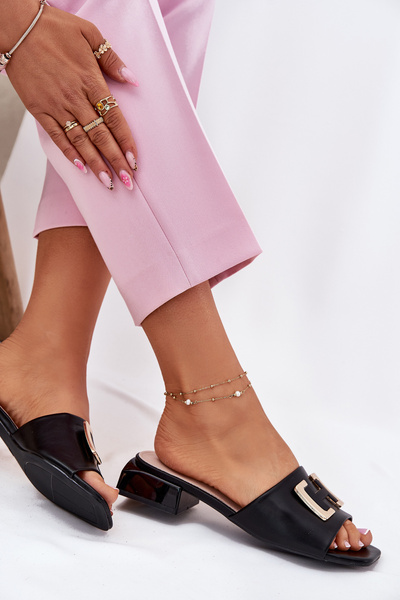 Elegantné Dámske Sandále Na Klíne S Zlatým Detailom 62229 Čierne Vinceza