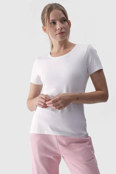 Hladké Dámske Tričko S Logom Biele 4F 4FWMM00TTSHF1845-10S