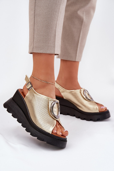 Kožené Dámske Sandále Na Klíne S Ozdobou Artiker 56C0109 Zlaté