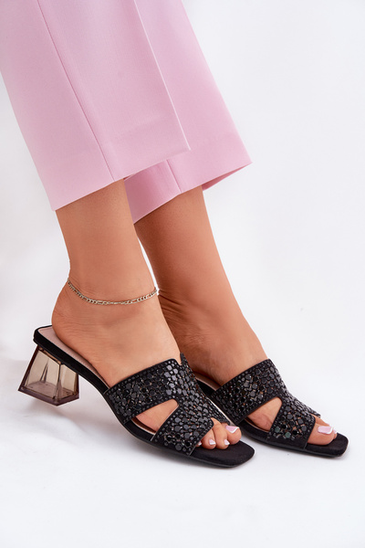 Dámske sandále na podpätku Vinceza 62230 čierne