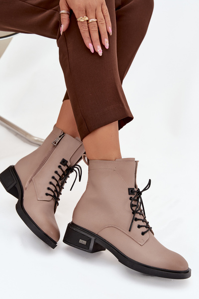 Dámske členkové čižmy z pravej kože na nízkom opätku vyteplené Vinceza 39955 Béžová