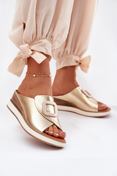 Dámske kožené sandále na platforme Artiker 56C2146 zlaté