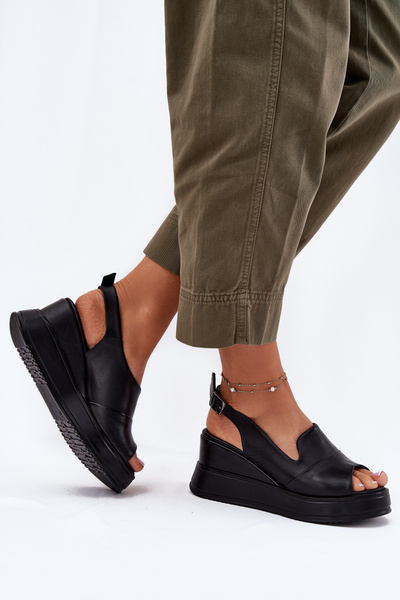 Dámske Kožené Sandále Na Klíne Artiker 52C0484 Čierne