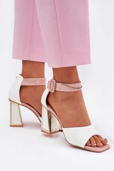 Lakovane Dámske Sandále Na Opätku Vinceza 20266 Biele
