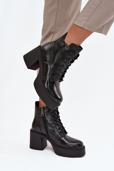 Lakované kožené dámske členkové topánky na platforme a podpätku Vinceza 66817 čierne