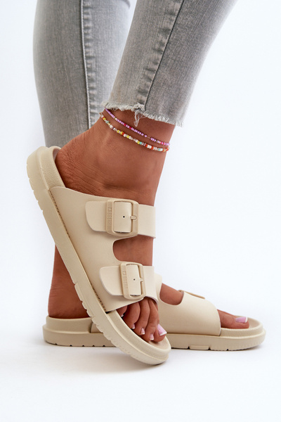 Ľahké Penové Dámske Papuče S Sponami Big Star NN274A752 Bežové