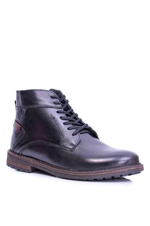 Čierna pánska kožená topánky izolované topánky Devenor